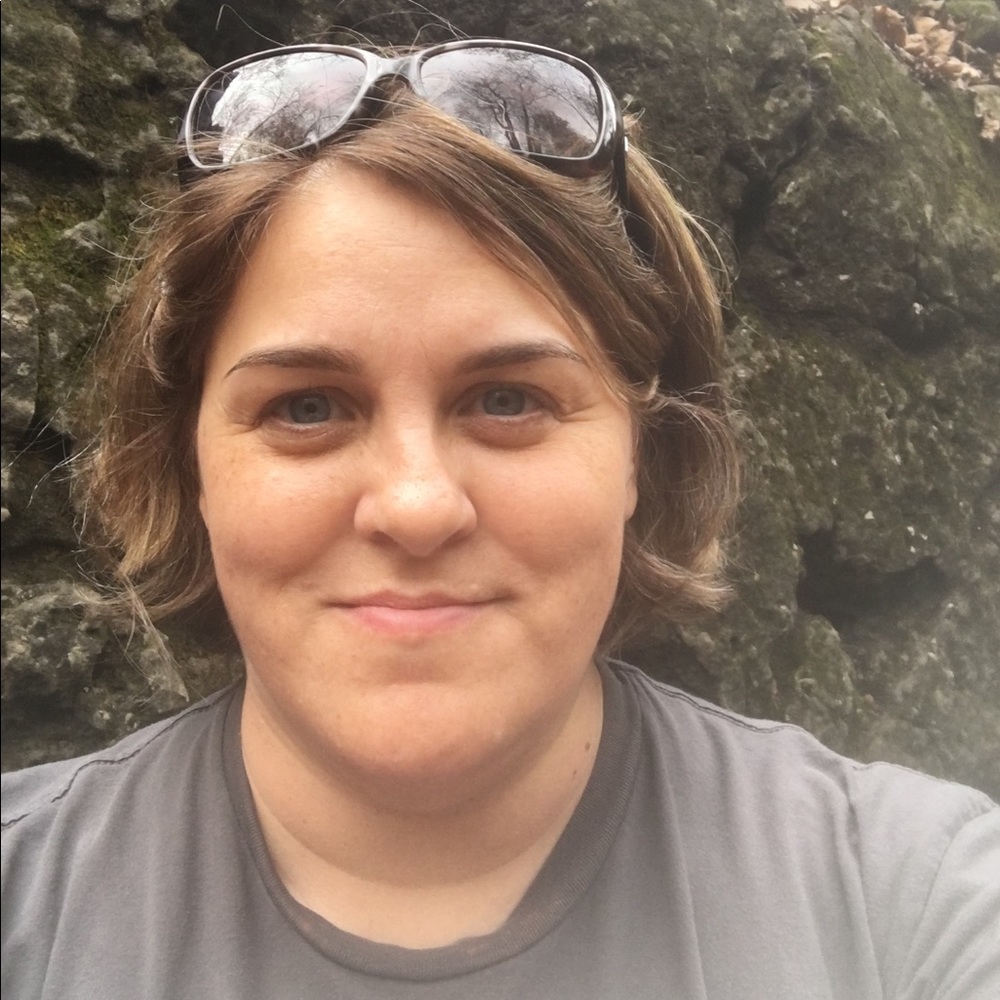 Meet your Posher, Cydney